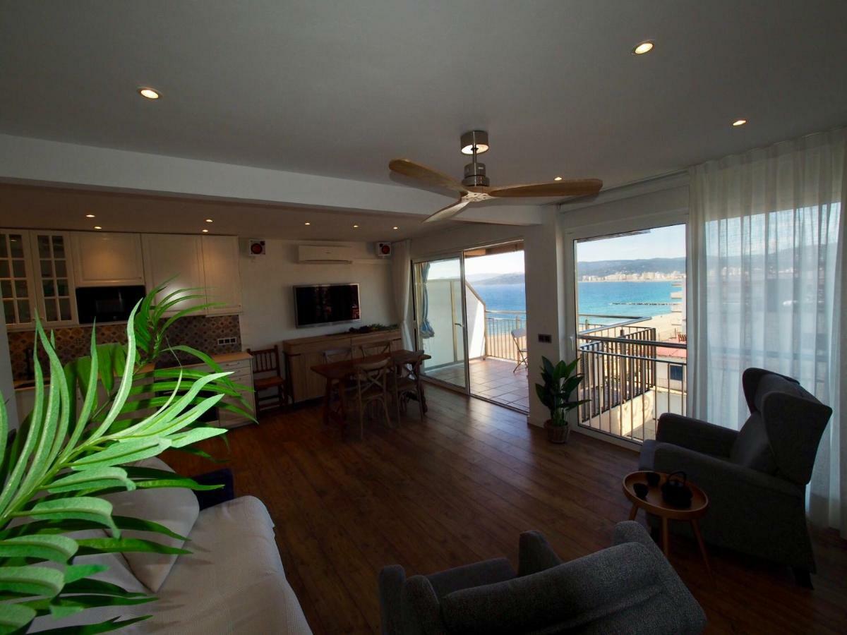 Seafront Apartment In Palamós Exteriér fotografie