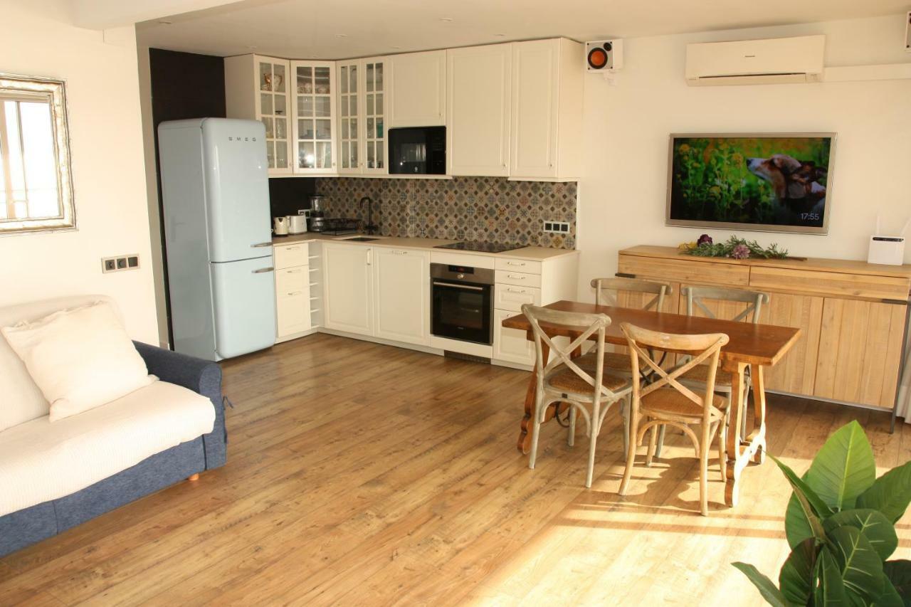 Seafront Apartment In Palamós Exteriér fotografie